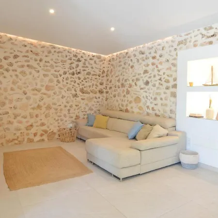 Sa Vicaria Holiday home *