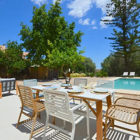 Sa Vicaria Holiday home *